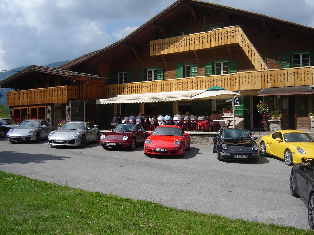 Hotel Les Bernards Praz-sur-Arly Exterior foto