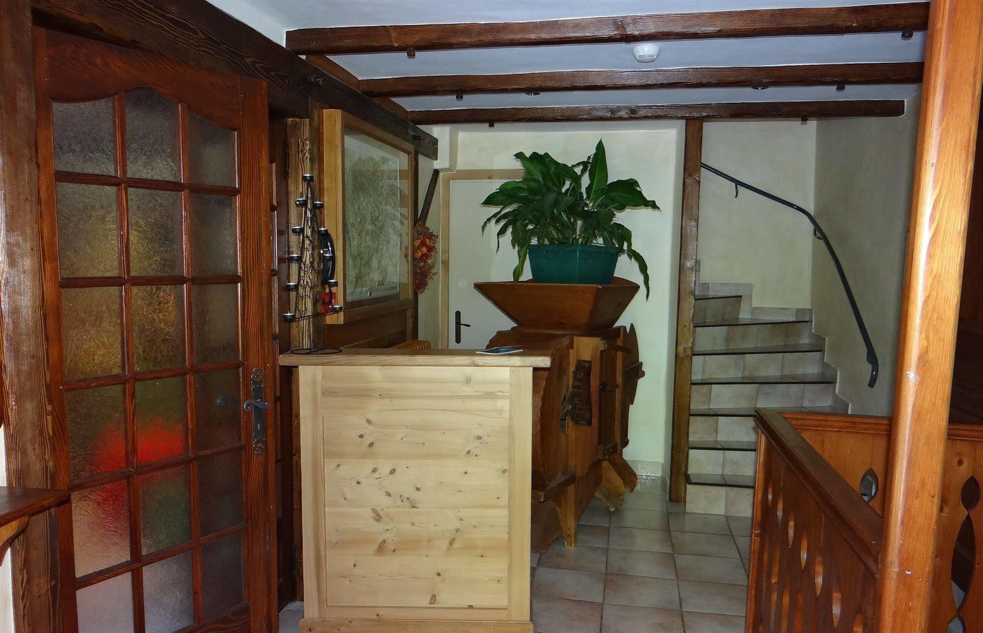 Hotel Les Bernards Praz-sur-Arly Exterior foto