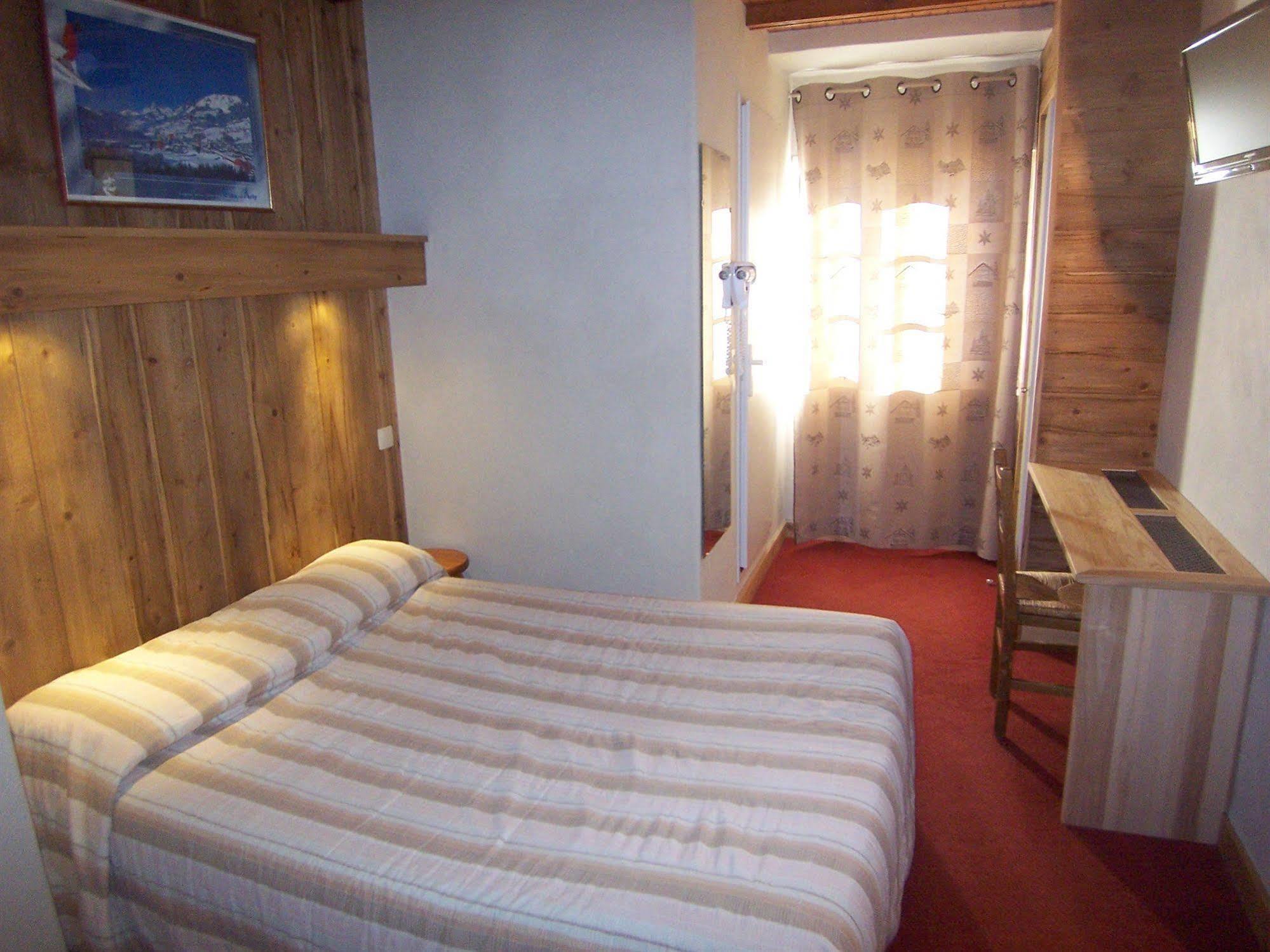 Hotel Les Bernards Praz-sur-Arly Exterior foto