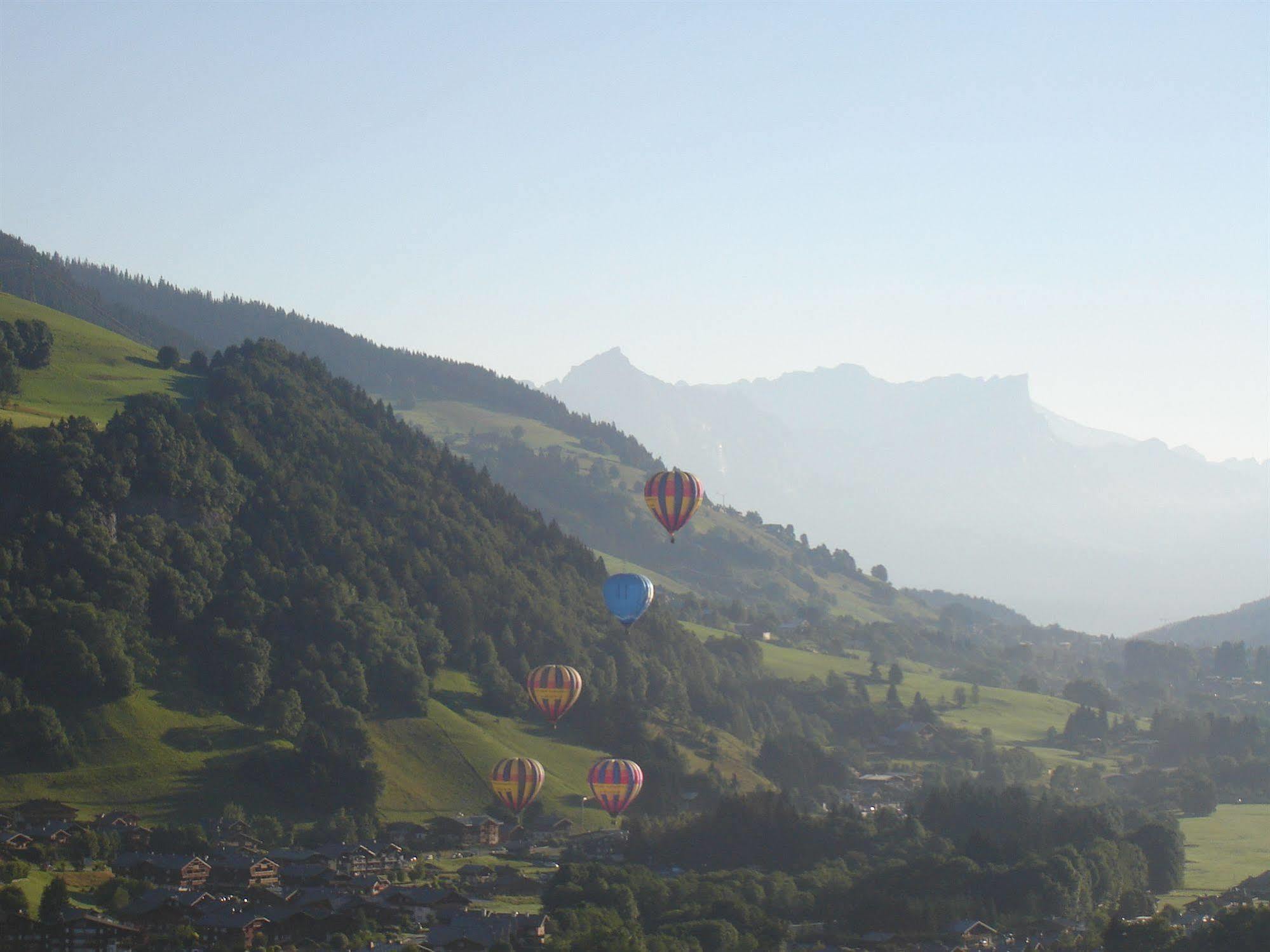 Hotel Les Bernards Praz-sur-Arly Exterior foto