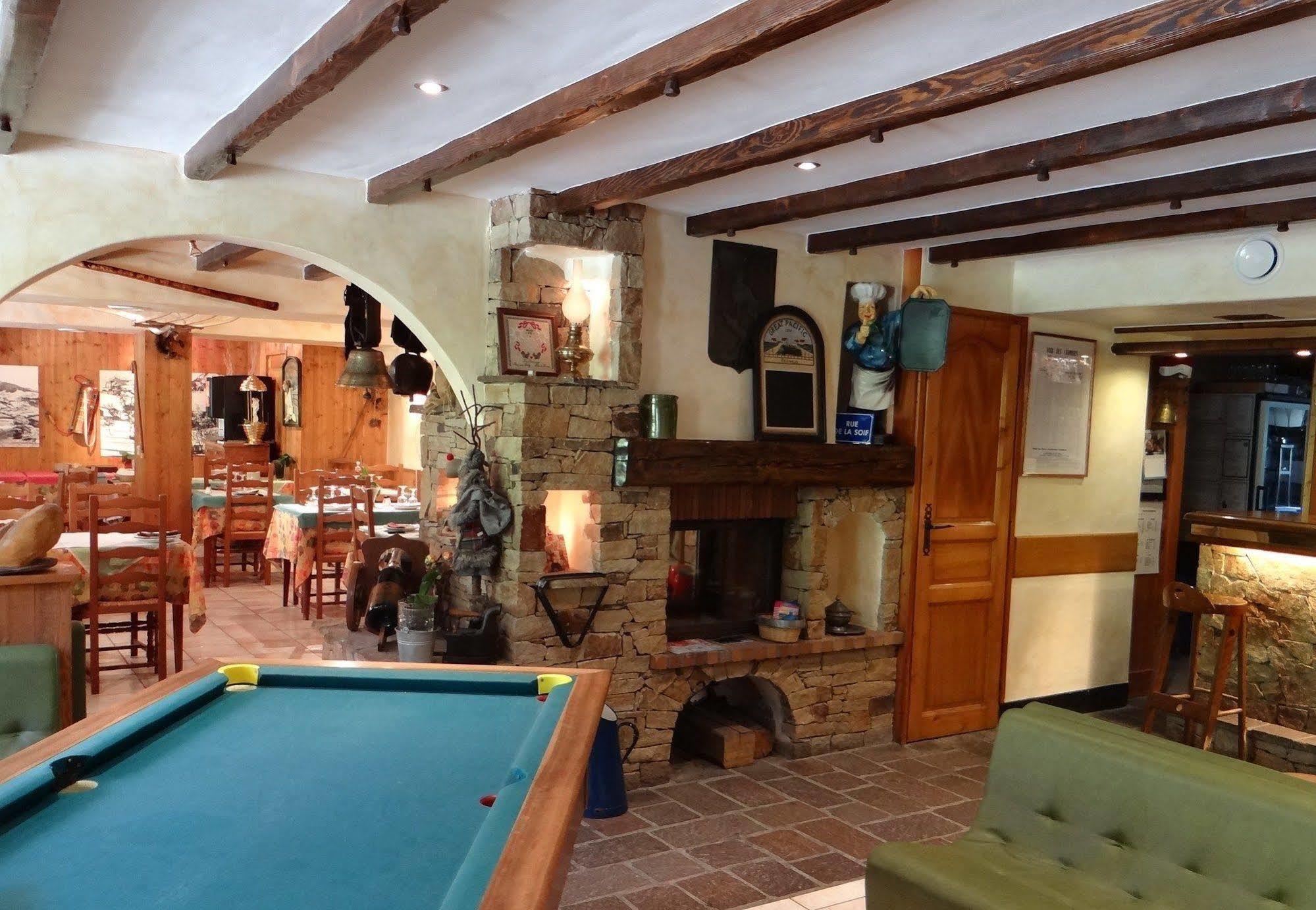 Hotel Les Bernards Praz-sur-Arly Exterior foto